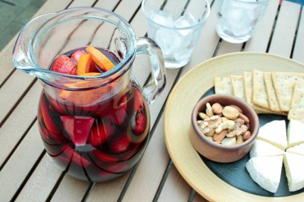 いつもの麦茶も、フレーバーウォーターも！ ガラスピッチャーで家カフェ気分