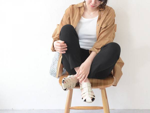 お出かけや旅行にも無敵！ラクを極めるパンツの快適さを知ってほしい。[PR]