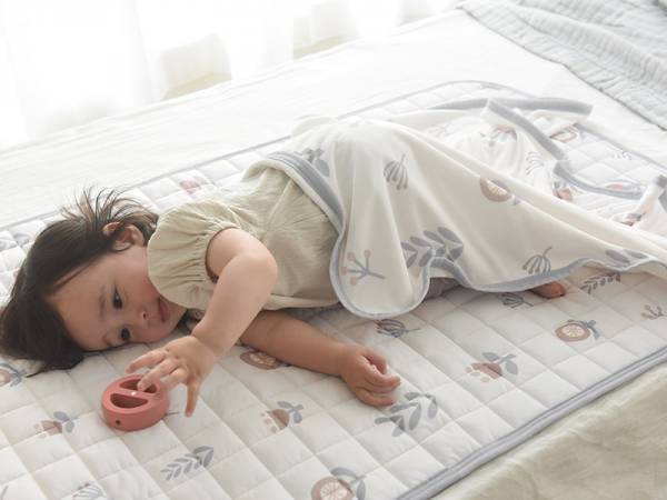 暑い日もぐっすりおやすみ。キッズのための「ひんやり寝具」できました[PR]