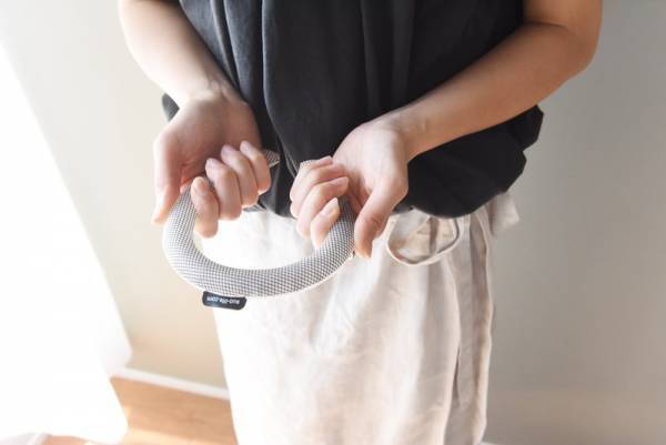 今夏ブームの予感？！冷凍庫で凍らせなくても冷たい不思議なネックリング新登場[PR]