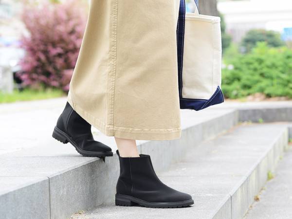 雨の日もnewmoなら快適、オシャレが叶います！[PR]