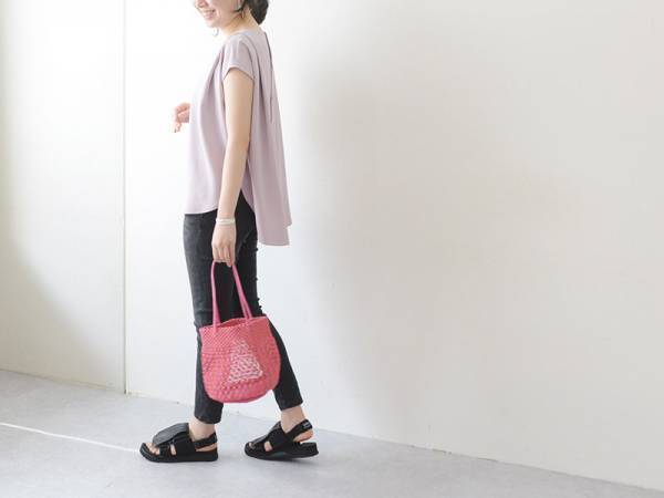 きれいめなのに洗濯機OK！夏のヘビロテ確実「洗えるTシャツブラウス」[PR]