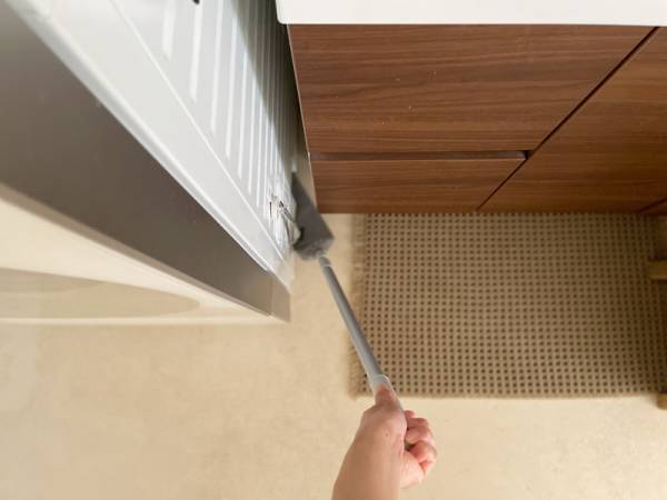 隙間掃除に持っておきたい！「ブレイドモップ／wakiyaku」[PR]