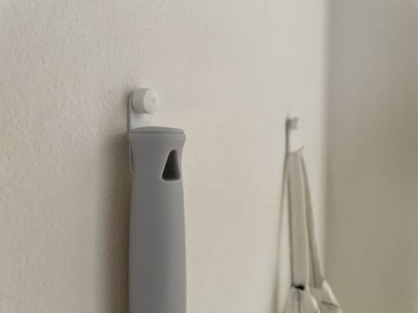 隙間掃除に持っておきたい！「ブレイドモップ／wakiyaku」[PR]