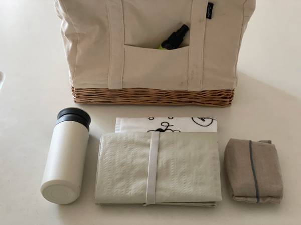 夏休みのお出かけがもっと楽しくなる！かわいい保冷ピクニックバッグで夏休みを準備万端に。[PR]