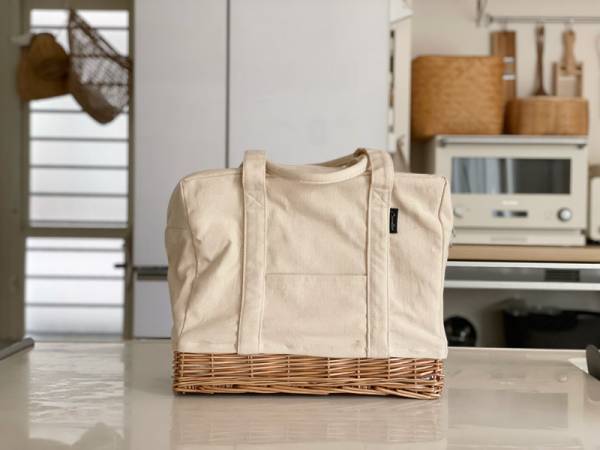 夏休みのお出かけがもっと楽しくなる！かわいい保冷ピクニックバッグで夏休みを準備万端に。[PR]