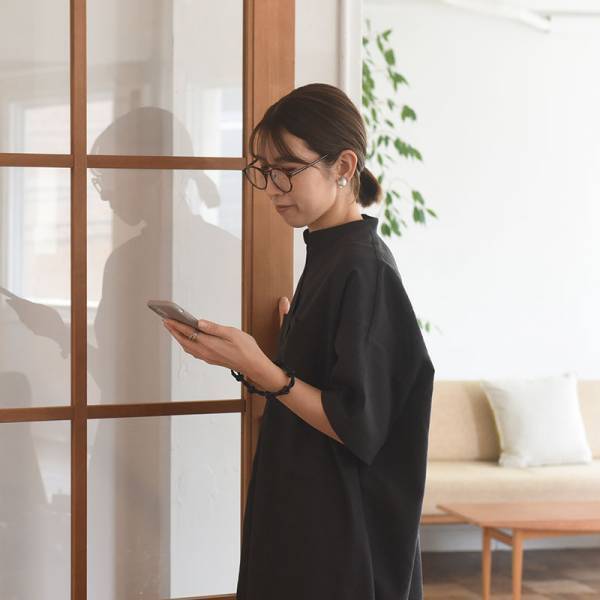 苦手な人にこそ手に取って欲しい、日本人の顔にも馴染むサングラス。アンジェスタッフが選ぶのはどのタイプ？[PR]