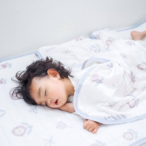 寝汗ぐっしょりな子ども達に。ひんやりサラサラ寝具で、寝苦しい日もぐっすり快眠♪インスタグラマーさんからも選ばれています！[PR]