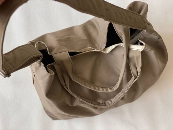 bon moment の「2way ビッグトートバッグ」×「大きめバッグインバッグ」で、旅支度を整えよう。[PR]