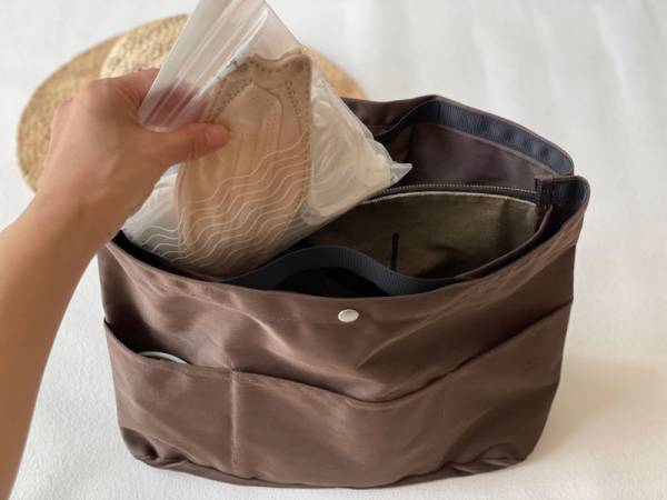 bon moment の「2way ビッグトートバッグ」×「大きめバッグインバッグ」で、旅支度を整えよう。[PR]