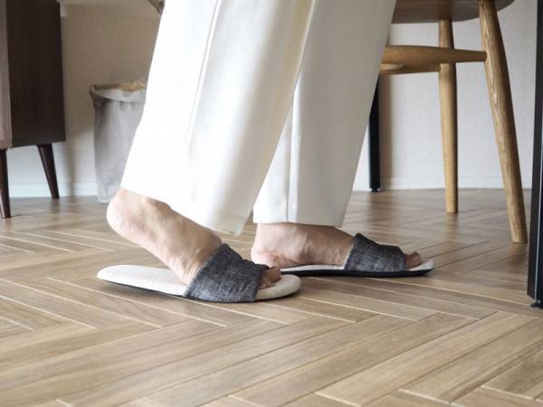 夏こそ履きたい！素足でいるよりも気持ちいい、「涼しい リネンスリッパ」[PR]