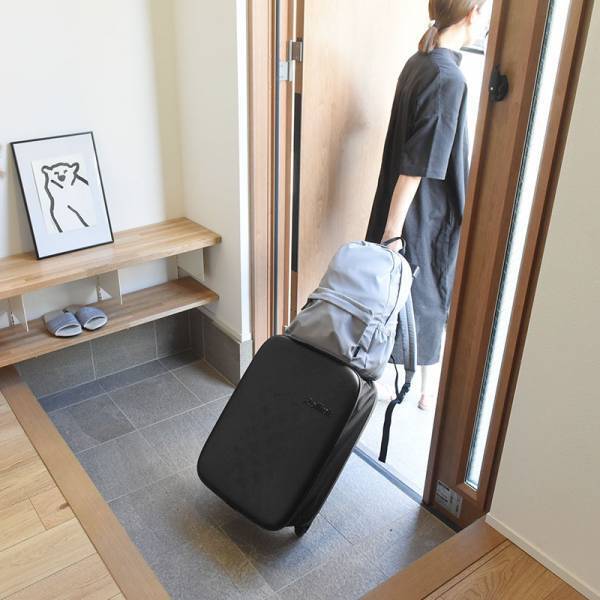 旅の準備は万全に！アンジェおすすめのバッグ、小物特集[PR]