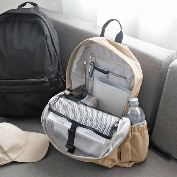 デイリーリュックの新定番！ポケットが11か所もある機能派「ママカルリュック」登場[PR]