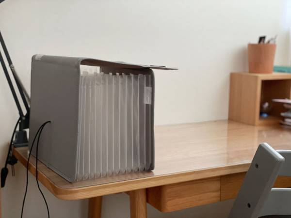 これで解決！暮らし仕事がはかどる「がばっと開いて見やすい 書類収納ケース」活用法。[PR]