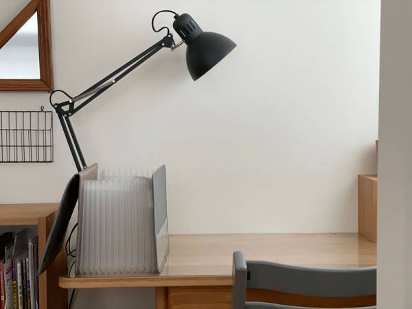 これで解決！暮らし仕事がはかどる「がばっと開いて見やすい 書類収納ケース」活用法。[PR]