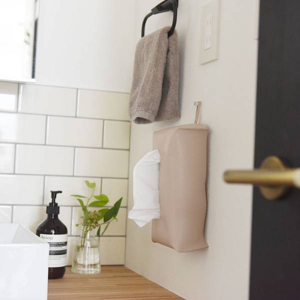 いつものティッシュが上品インテリアに。bon momentからレザー調ケース新登場[PR]