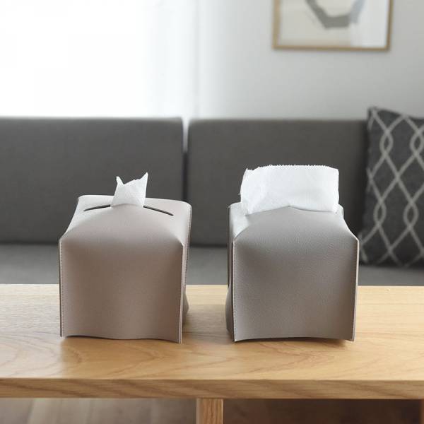 いつものティッシュが上品インテリアに。bon momentからレザー調ケース新登場[PR]