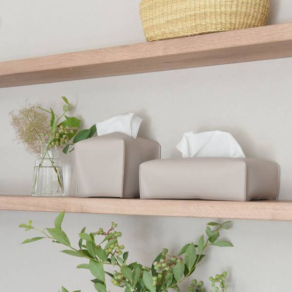 いつものティッシュが上品インテリアに。bon momentからレザー調ケース新登場[PR]