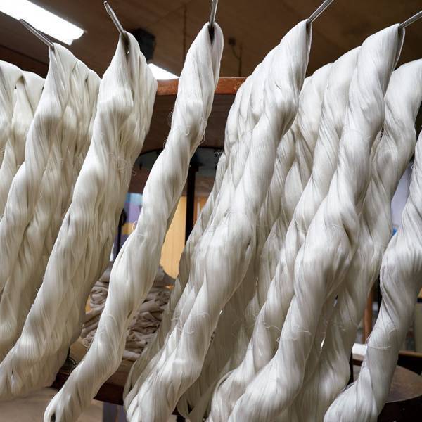 スタッフ間で口コミ人気！「入荷したら絶対買う」お肌つるんつるんシルク洗顔[PR]