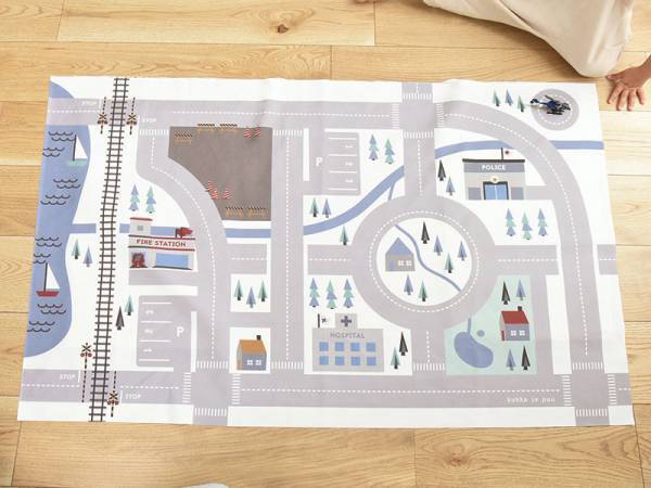 子どもの自由な発想で楽しめる！ 北欧カラーの「ロードマップ」