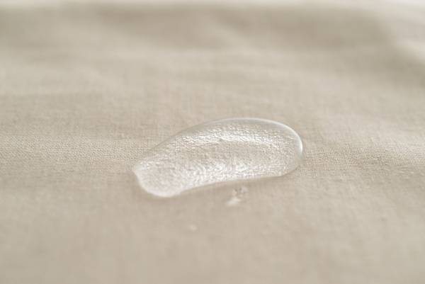 いつもの食卓がガラリとチェンジ！お手入れ簡単シワになりにくいテーブルクロス【インスタグラマーさんのもの選び】[PR]