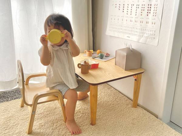 キッチンやテーブルのちょい拭きに大活躍！ リビング使いできる「トイレットペーパーケース」