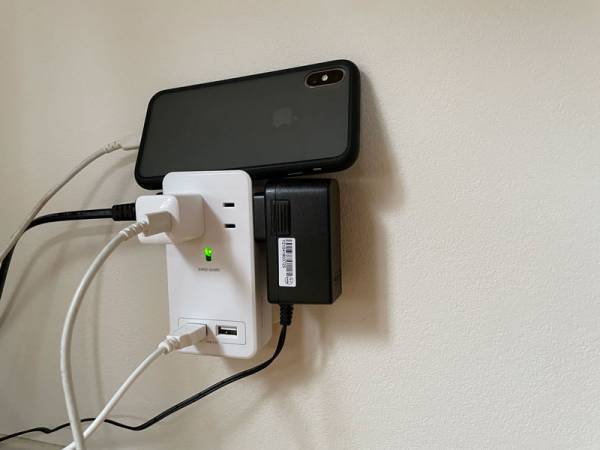 【私のデスクワークを快適にするアイテム】「Fargo」の壁差しコンセント[PR]