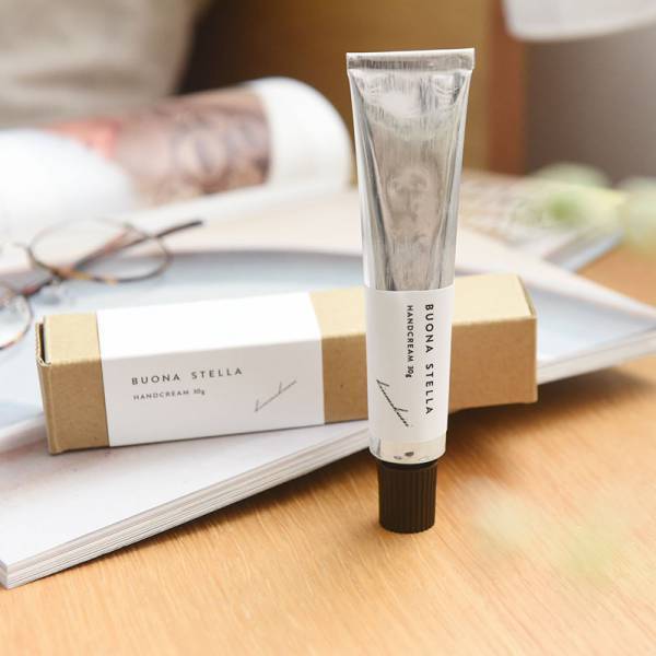 秋を感じる「金木犀（キンモクセイ）」の香り、季節限定ハンドクリーム＆バスソルト登場[PR]