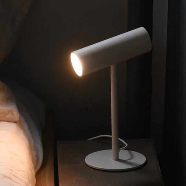【私のデスクワークを快適にするアイテム】「±０」LEDスタンドライト[PR]