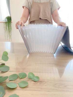 家の中が書類が溢れてる…大事な書類が探しやすくなる「大容量書類ケース」