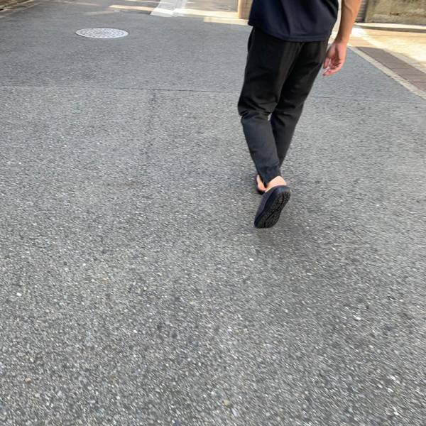 「ちょっとそこまで」 ご近所スタイルに差がつく、秋冬サンダルSUBU（スブ）。[PR]