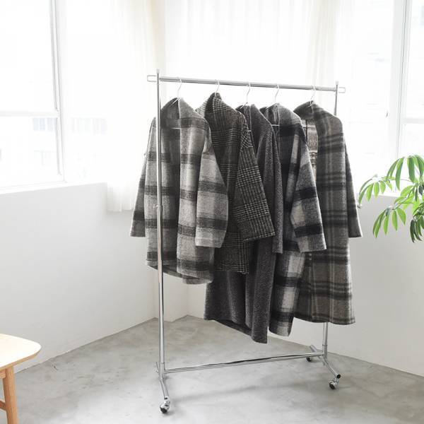 カーディガン以上コート未満、イタリアンエアリーアウターが頼もしい理由[PR]