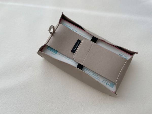 家具にもぴったり！bon momentの汚れが気になりにくいフェイクレザーシリーズで、「すぐに取れる」快適収納に。[PR]