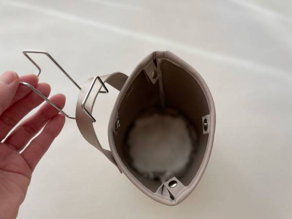 家具にもぴったり！bon momentの汚れが気になりにくいフェイクレザーシリーズで、「すぐに取れる」快適収納に。[PR]