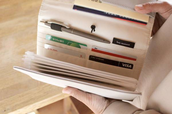 家計簿が続かない人も大丈夫。「袋分け家計管理ケース」を活用してやりくり上手に！[PR]