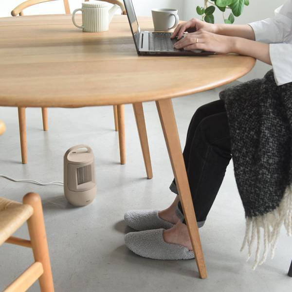 「ちょい足しミニ暖房」5選　ピンポイントに温まれるアイテムが便利！