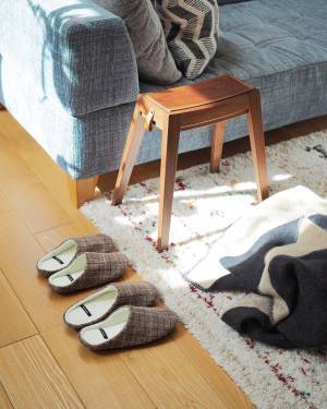 すっきりシルエットなのに暖かい「すっきりあったかスリッパ」のある暮らし【インスタグラマーさんのもの選び】[PR]