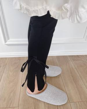 すっきりシルエットなのに暖かい「すっきりあったかスリッパ」のある暮らし【インスタグラマーさんのもの選び】[PR]