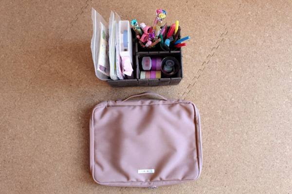 子どもの文房具収納ならコレ！お部屋に馴染む「kukka ja puu　お絵かきバッグ」[PR]