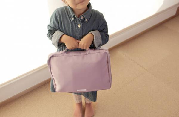 子どもの文房具収納ならコレ！お部屋に馴染む「kukka ja puu　お絵かきバッグ」[PR]