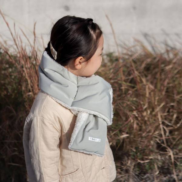 キッズ×もこもこ＝最強可愛い！好みで変えられるリバーシブルなもこもこマフラー。インスタグラマーさんの素敵なコーディネート集[PR]