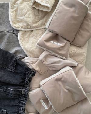 キッズ×もこもこ＝最強可愛い！好みで変えられるリバーシブルなもこもこマフラー。インスタグラマーさんの素敵なコーディネート集[PR]