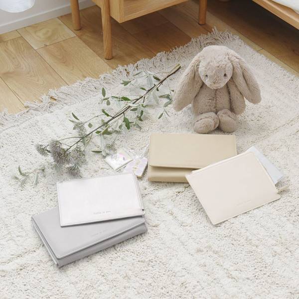 機能的で大人っぽい、きれいめフェイクレザーの母子手帳ケース見つけた！[PR]