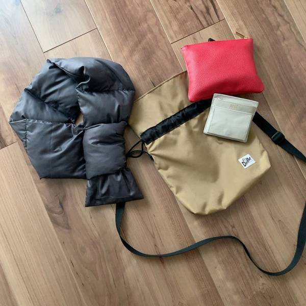 マフラーが苦手な私の救世主。 チクチクしない、コンパクトに持ち運べる「ダウンマフラー」[PR]