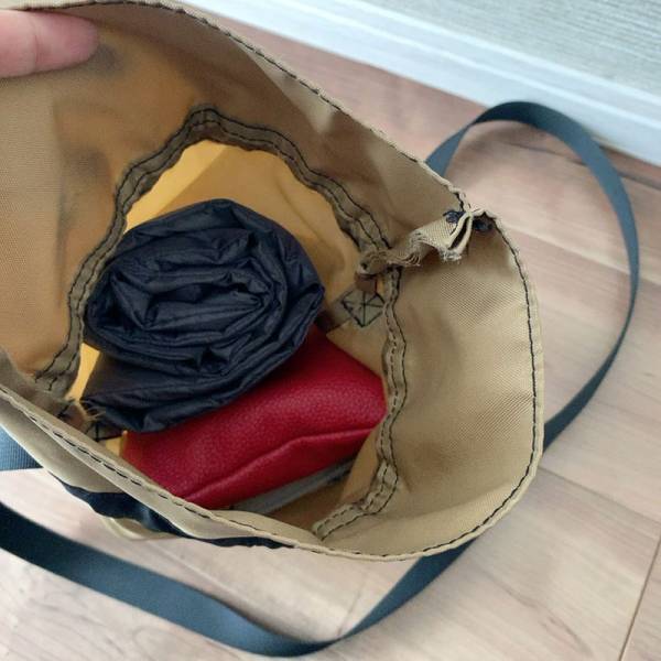 マフラーが苦手な私の救世主。 チクチクしない、コンパクトに持ち運べる「ダウンマフラー」[PR]