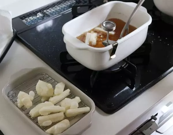 おうちで揚げたて天ぷらを楽しもう!「四角い天ぷら鍋」で作る年越しそば