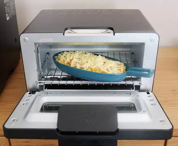 魚焼きグリルであと一品「グリルプレートハンディ」から2つの新色が登場!