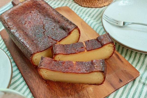 人気スイーツの簡単レシピ！  パウンド型で作る「カヌレ風スイーツ」の作り方