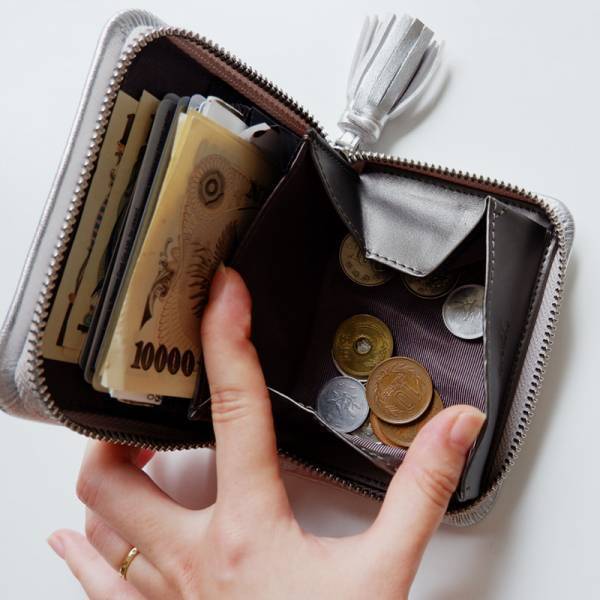 長財布派だった私も妥協なし！の「ミニウォレット」ようやく出会えた理想のお財布[PR]