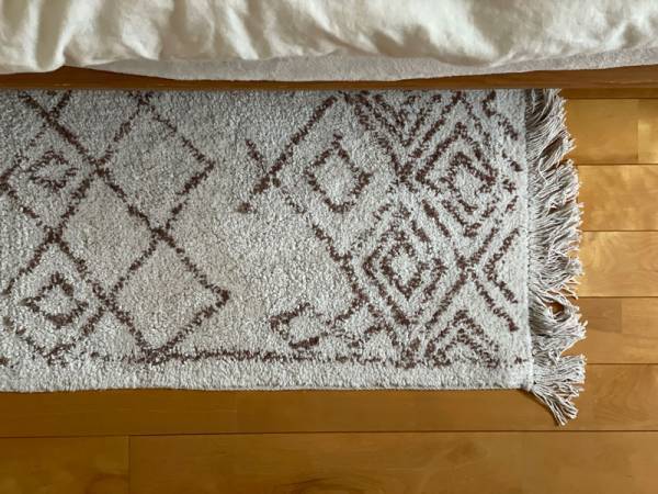 冬の模様替えに取り入れたい。RugRu(ラグル)のラグでインテリアにアクセントを。[PR]